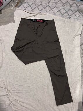 Wrangler ATG 38x32 Men's Cargo Pants in Dark Brown